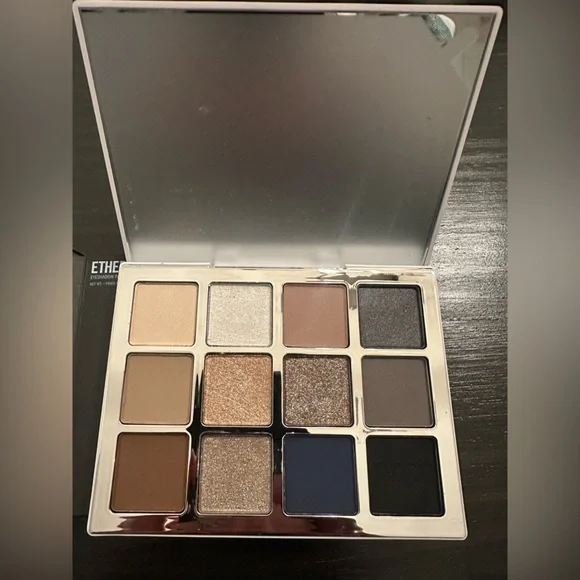 Makeup by Mario Ethereal Eyes Moonlight Palette